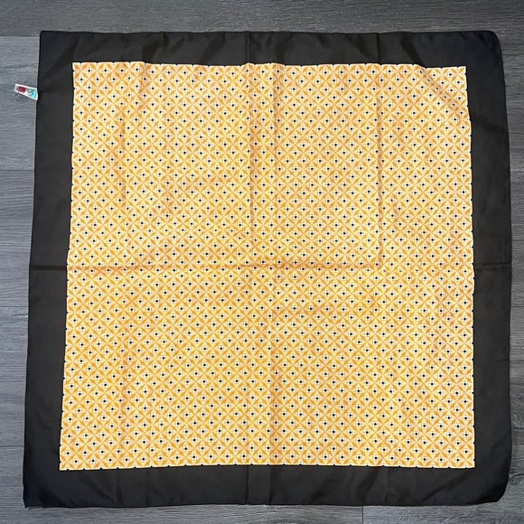 Glentex Gd Yellow Geometric Scarf 27” - Picture 5 of 6